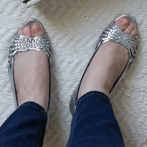 Frye Cameron Skimmer Huarache leather mini wedge peep toe sandals, size 8.5 - Picture 14 of 14